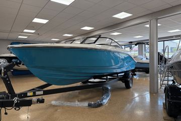 2025 Bayliner V20