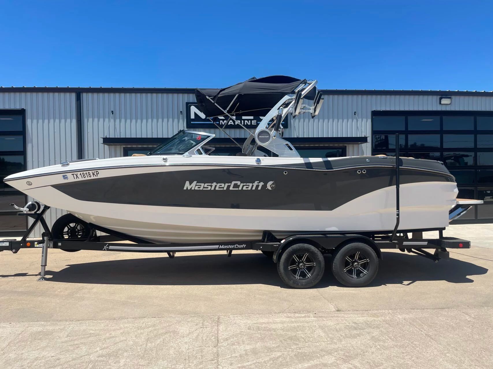 2021 MasterCraft X24