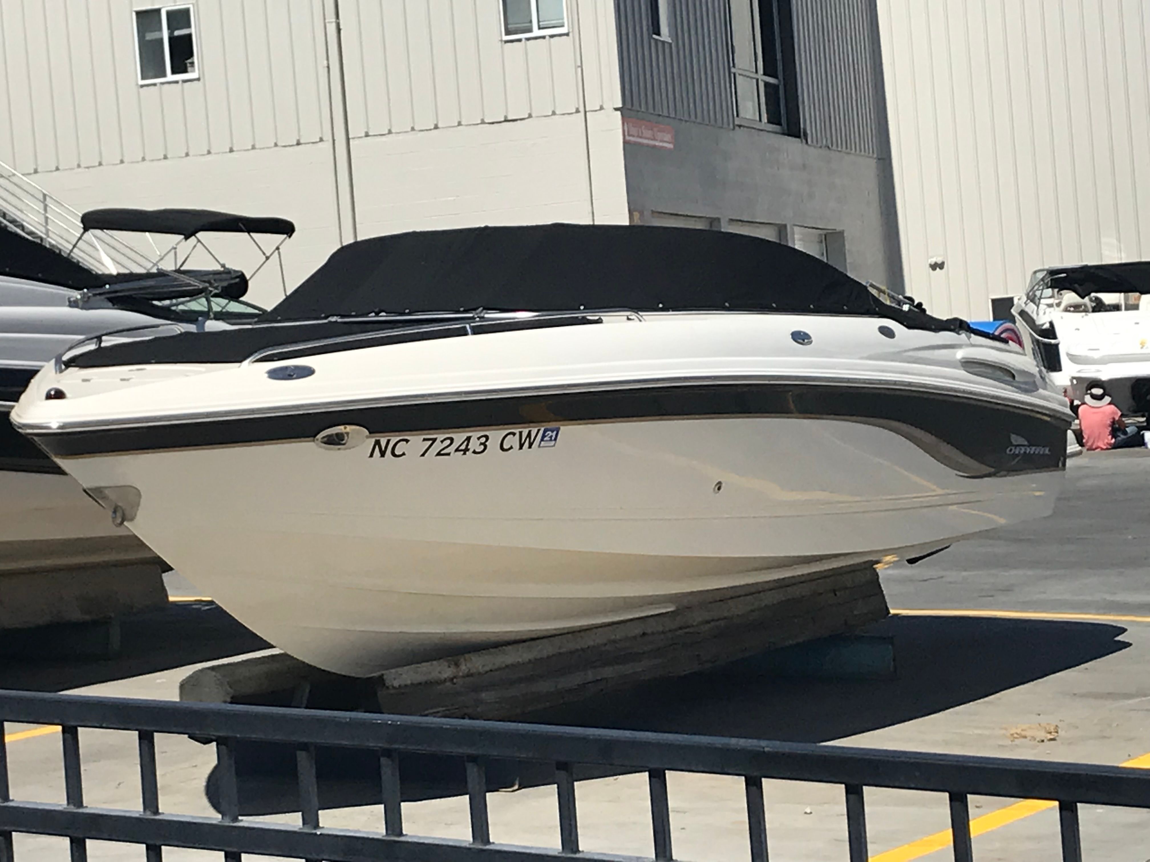2004 Chaparral 220 SSi