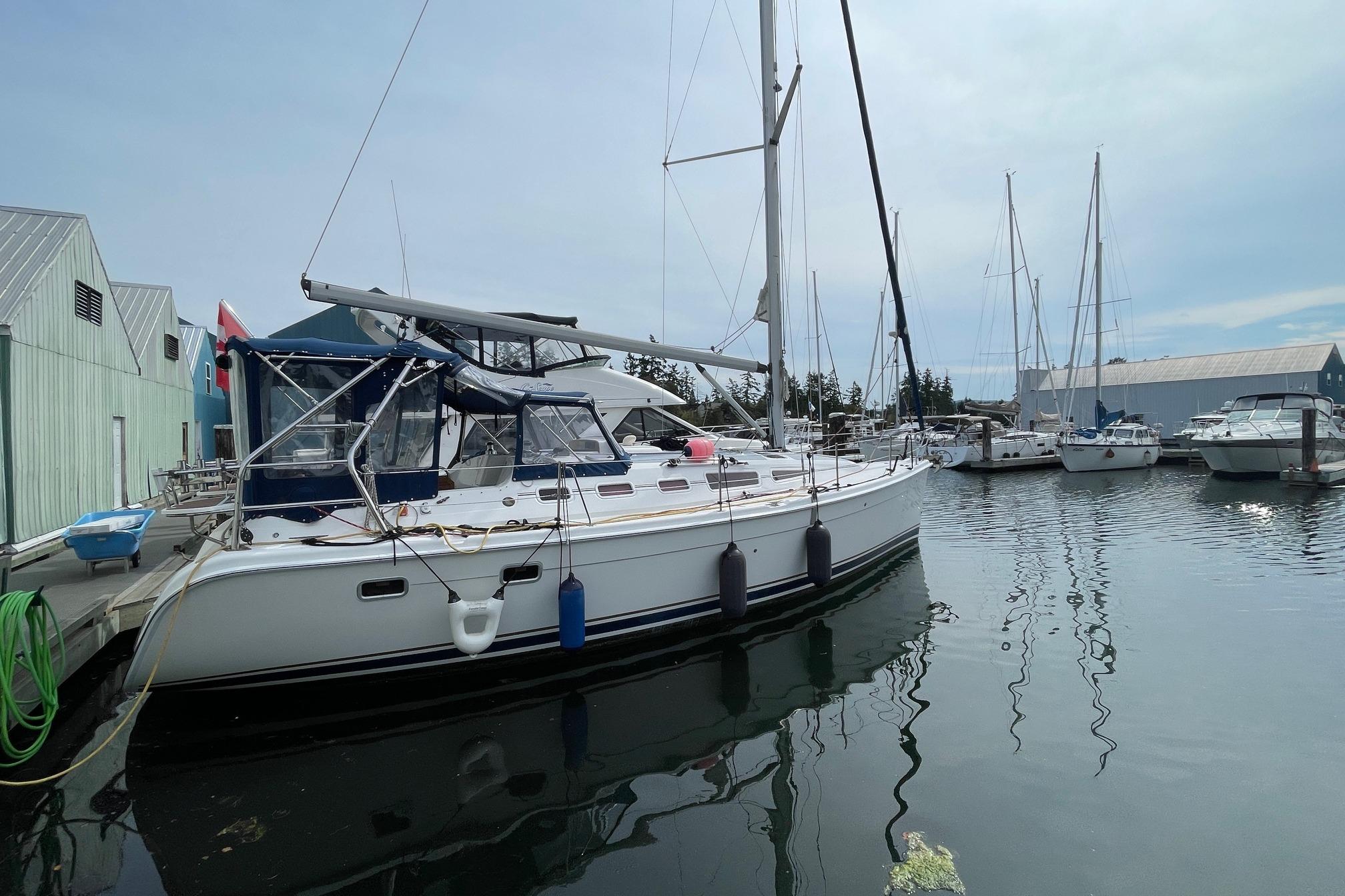 2005 Hunter 38