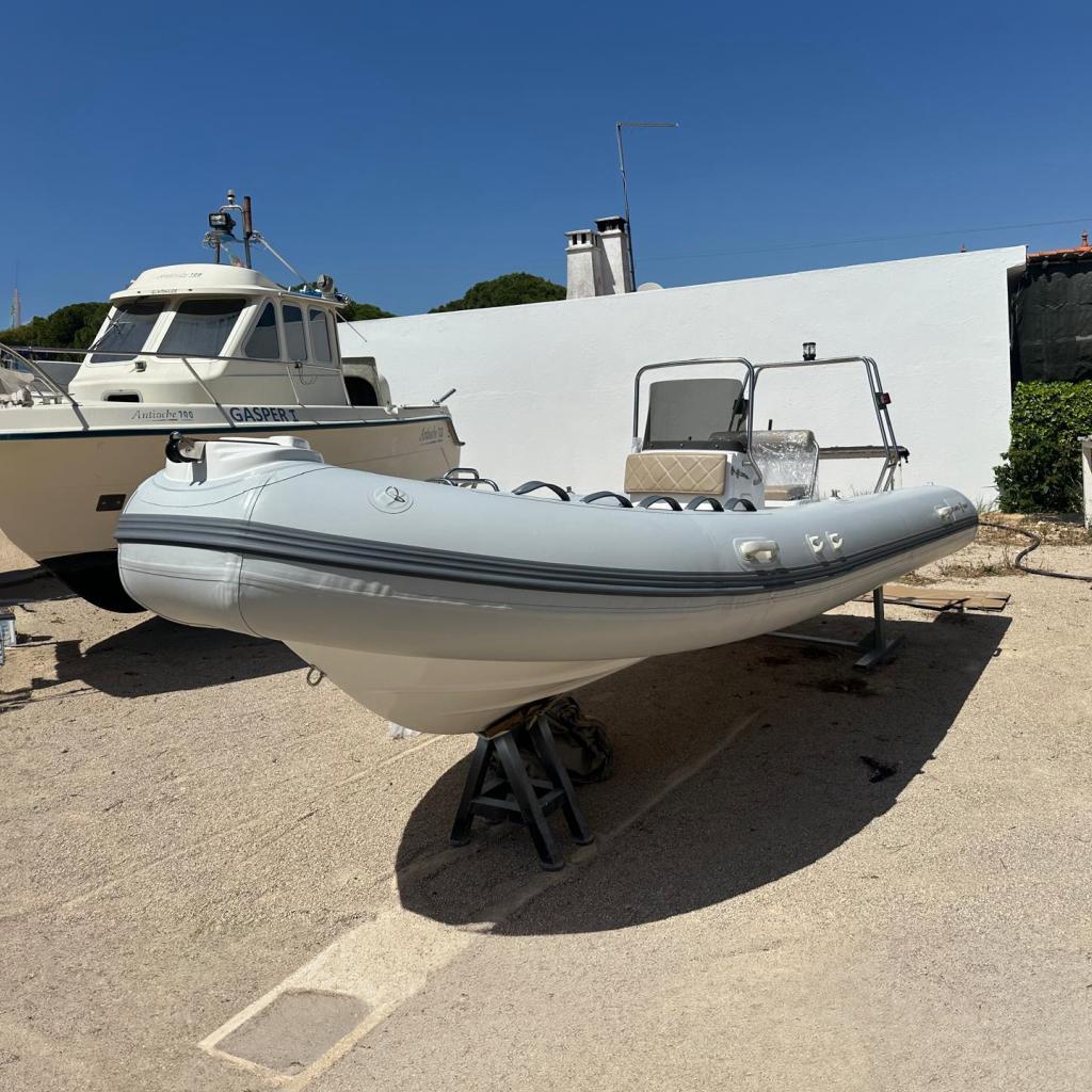 AtlantiCraft 520 ADVENTURER ATLANTIC CRAFT 520
