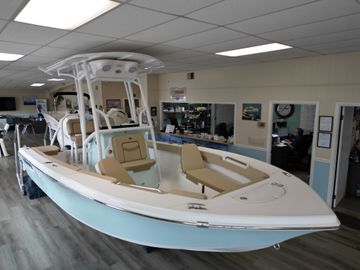 2026 Sea Pro 202 Center Console