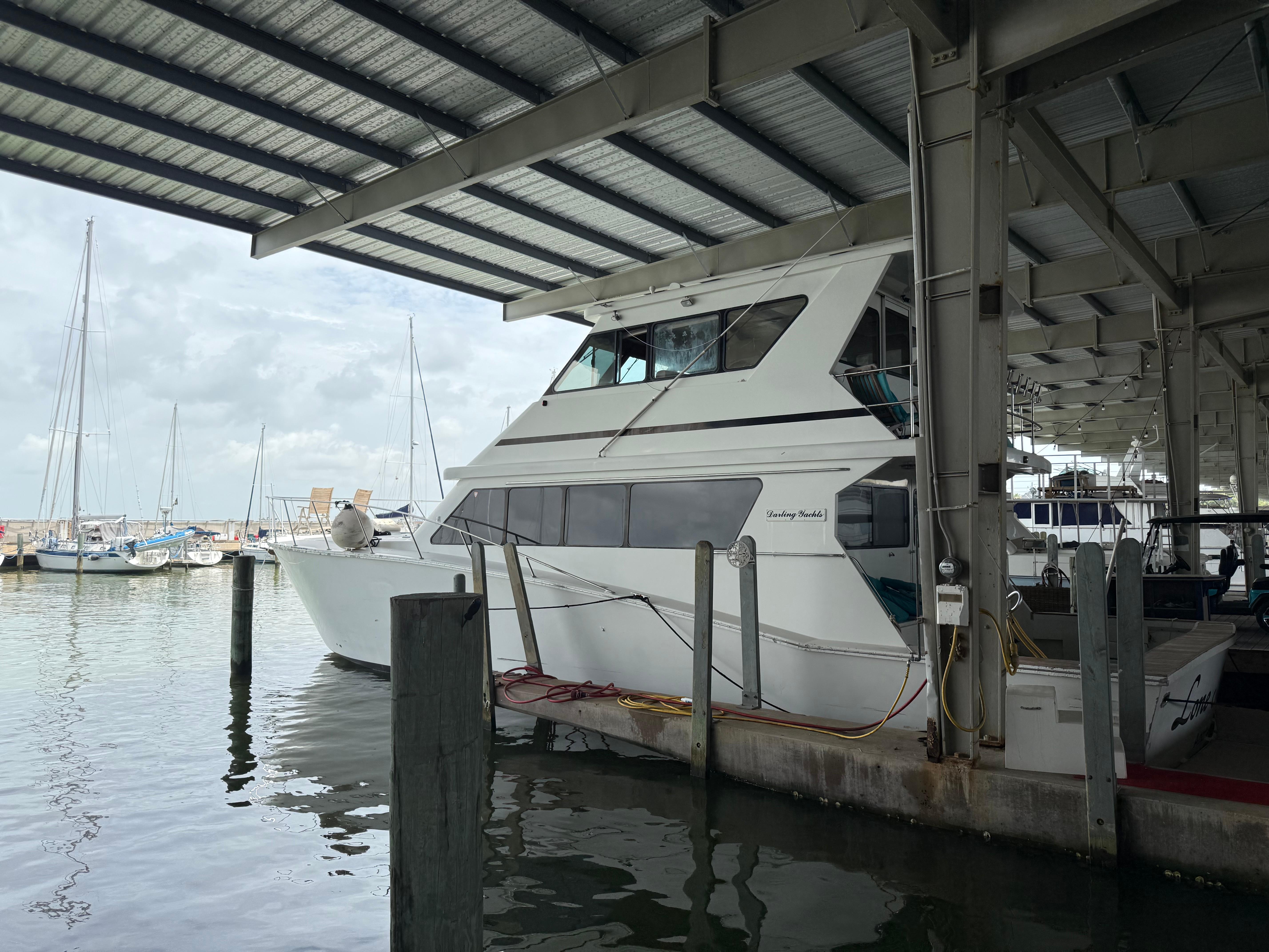 2001 Darling Yachts 62 Enclosed Bridge