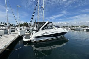 Doral 310 Inrtigue 2007 Doral 310 Intrigue yacht docked at marina under clear blue sky.