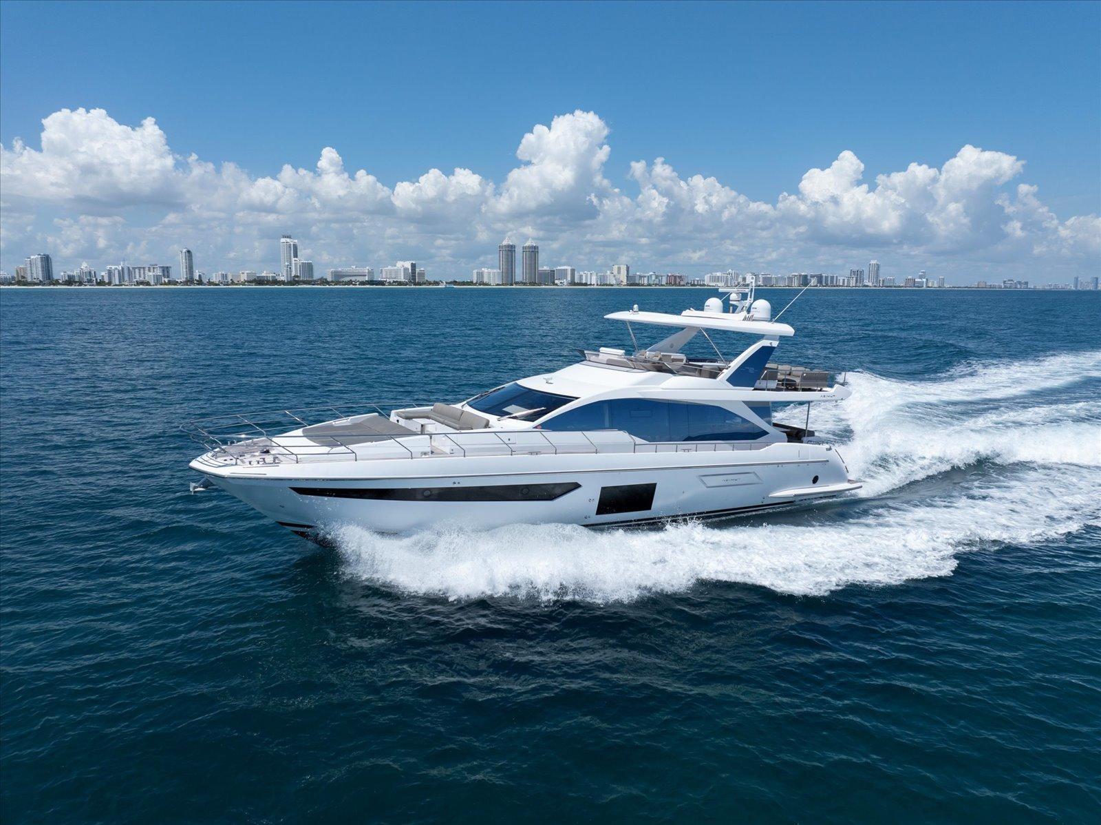 2023 Azimut 72 Flybridge
