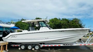 2023 Boston Whaler 360 Outrage