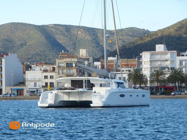 2012 Fountaine Pajot Salina 48