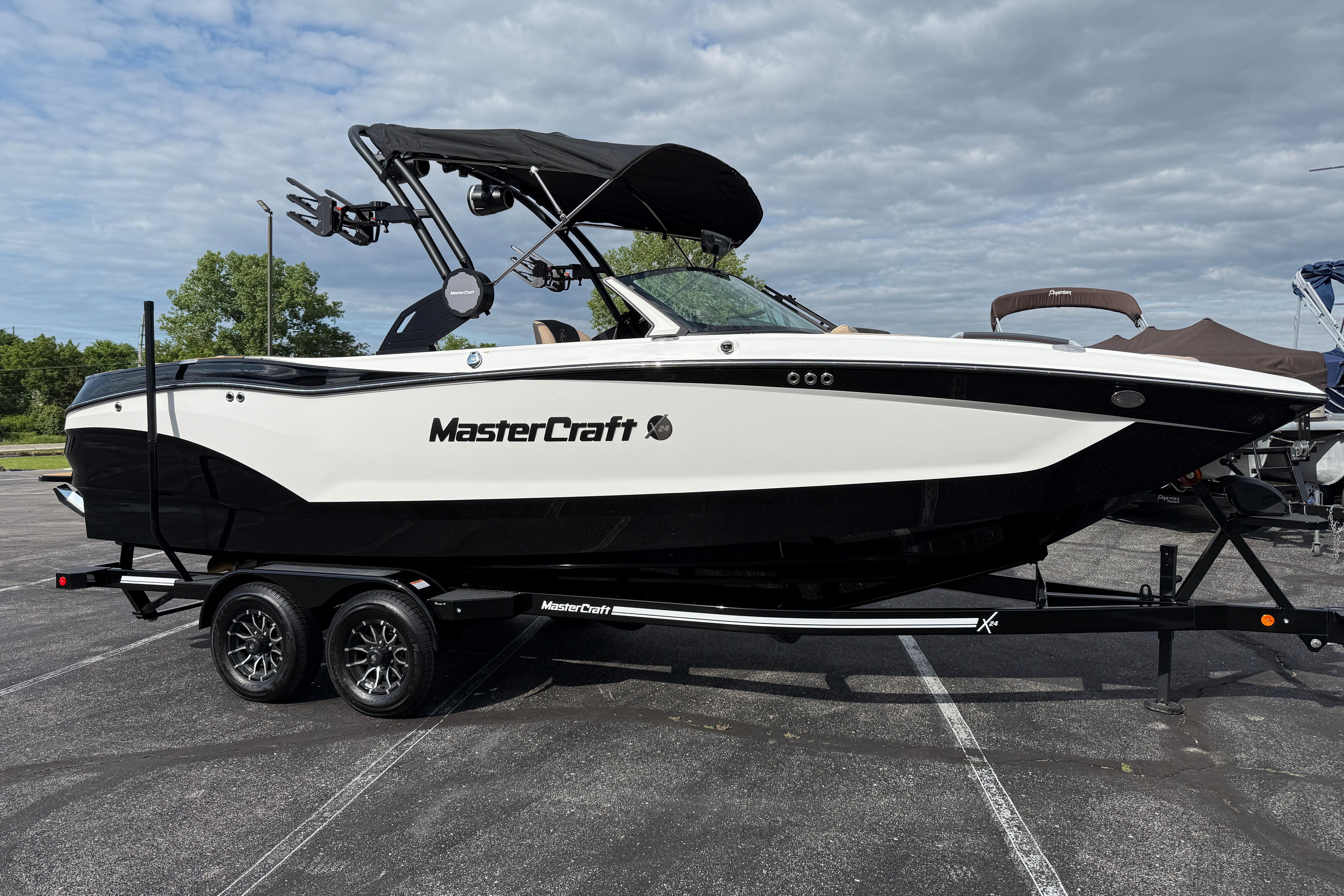 2025 MasterCraft X24