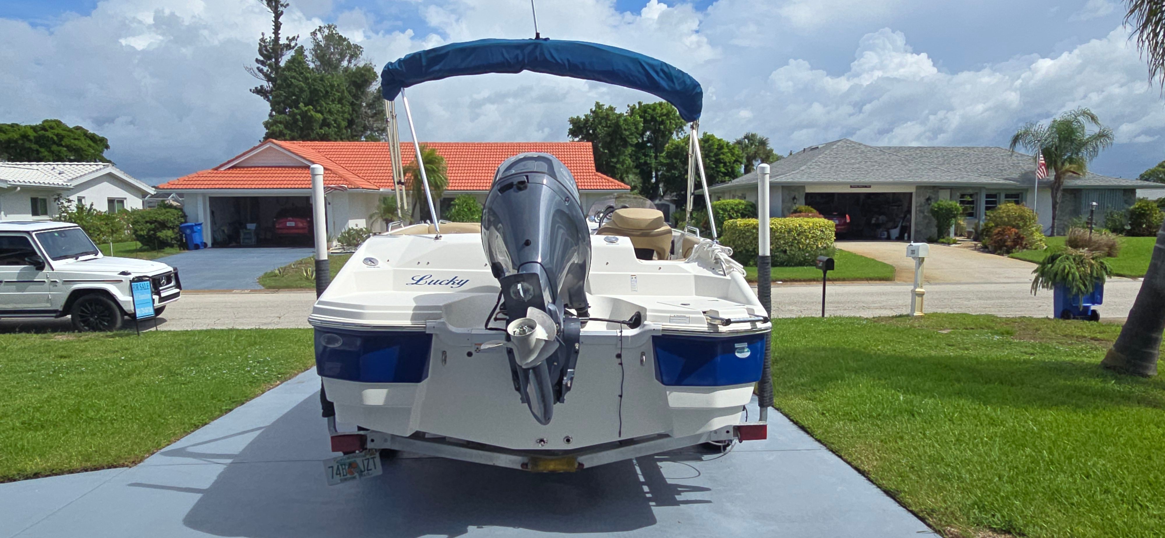 2019 NauticStar 203SC Sport Deck