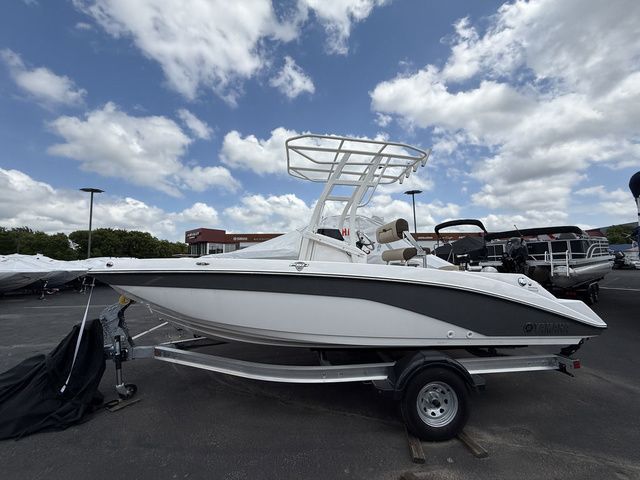 2025 Yamaha Boats 195 FSH Sport