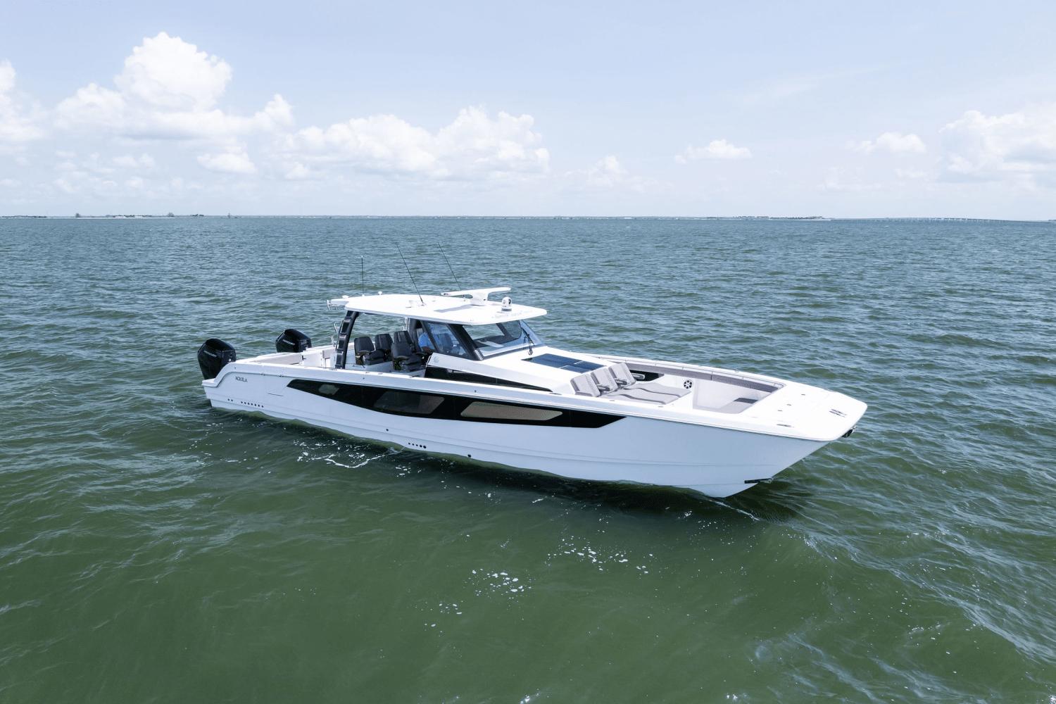 Aquila 47 Molokai