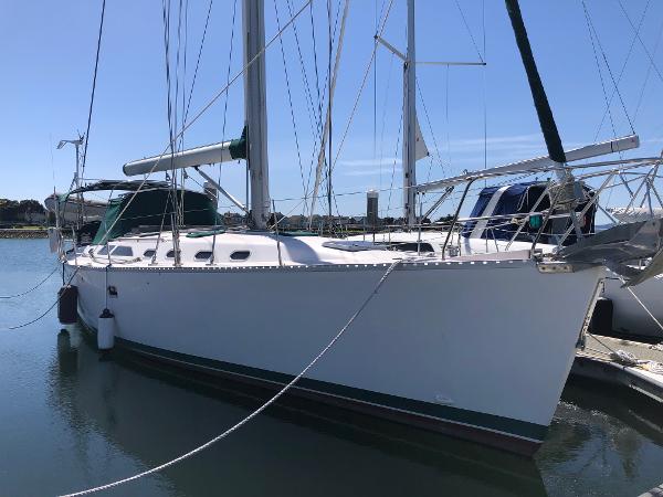2002 Catalina 470