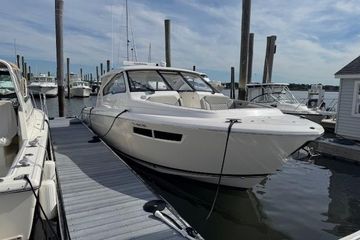 2025 Pursuit DC 365 Dual Console