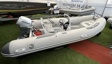 2022 Waveline 420
