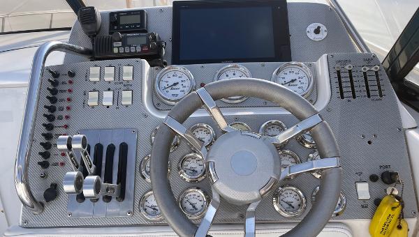 2002 Fountain 38 Express Cruiser