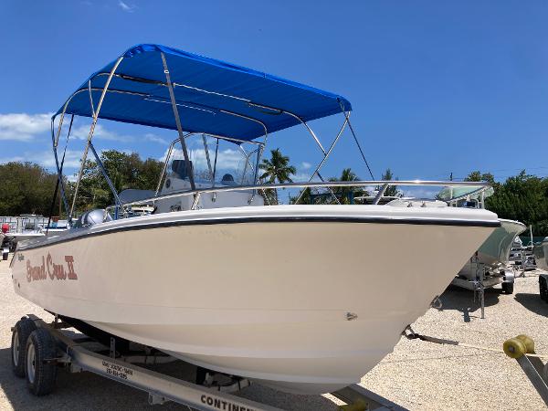 2007 Edgewater 205CC