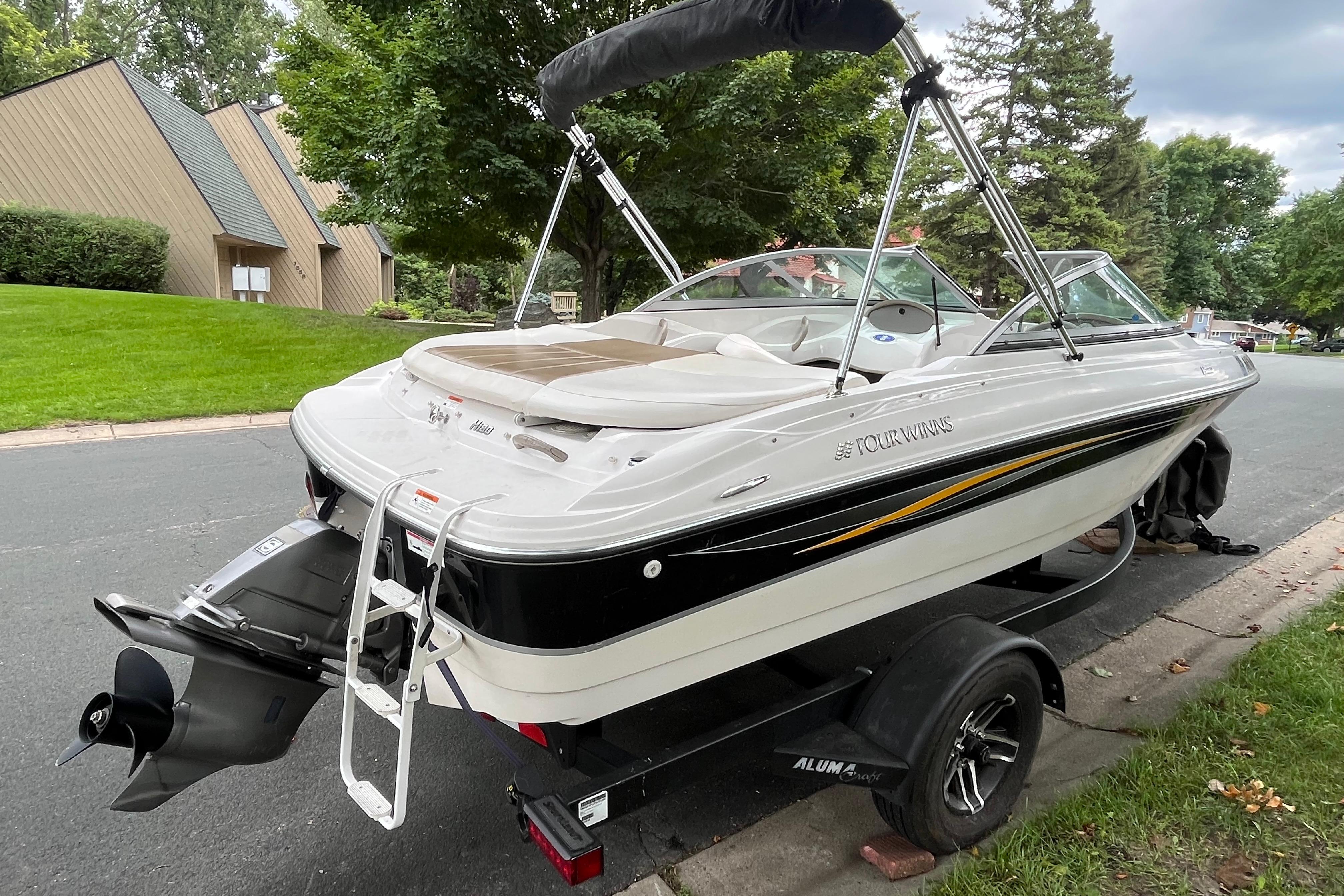 2008 Four Winns H180