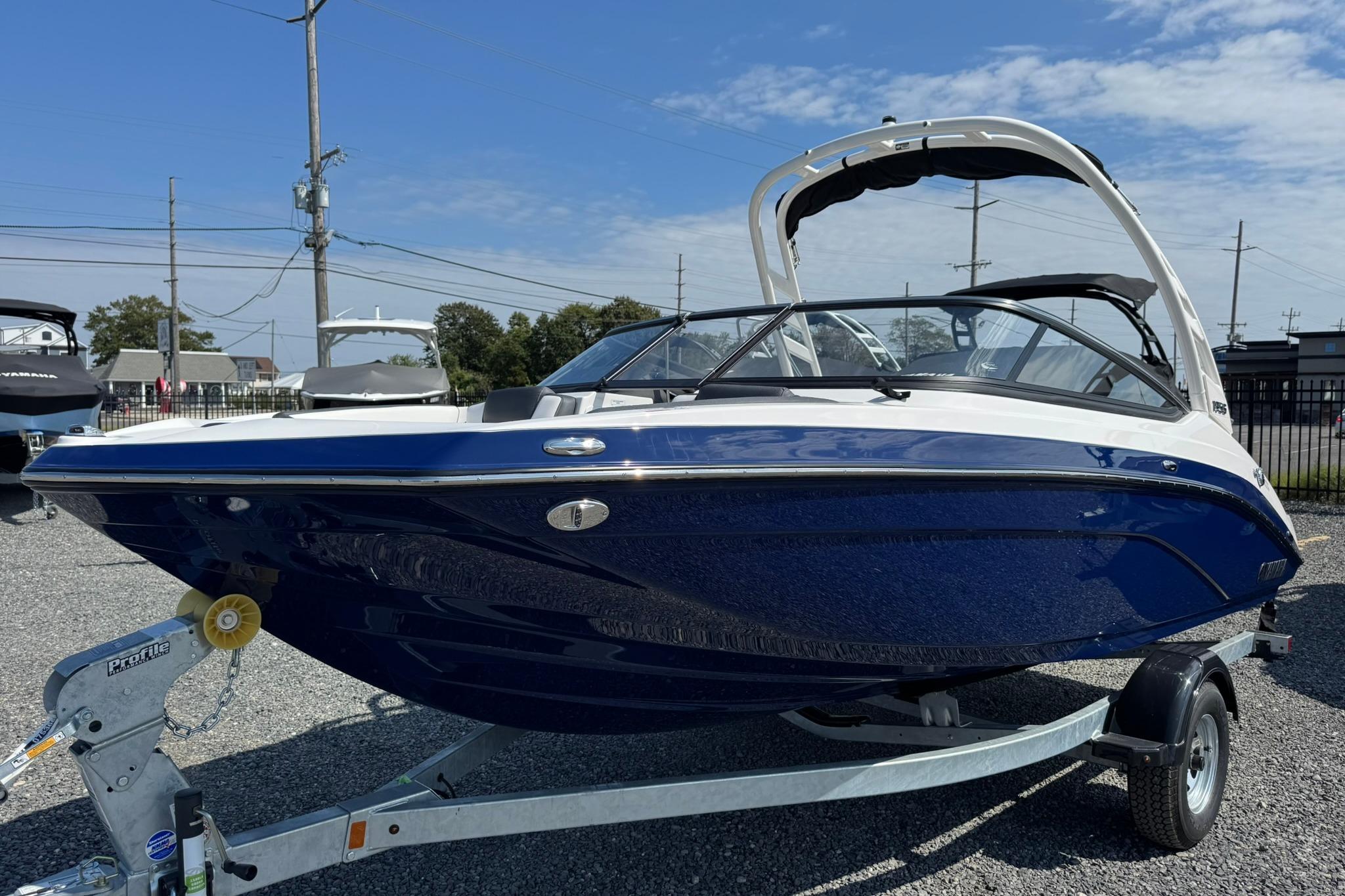 2026 Yamaha Boats 195S