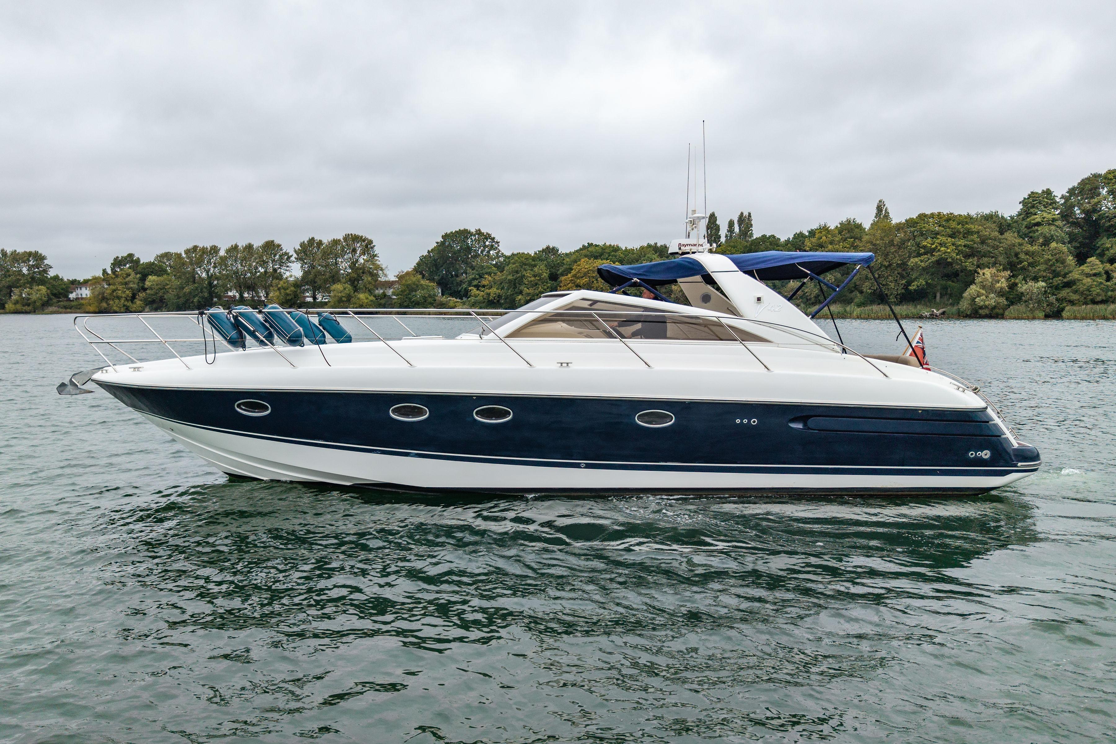 2000 Princess V42