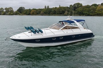 2000 Princess V42