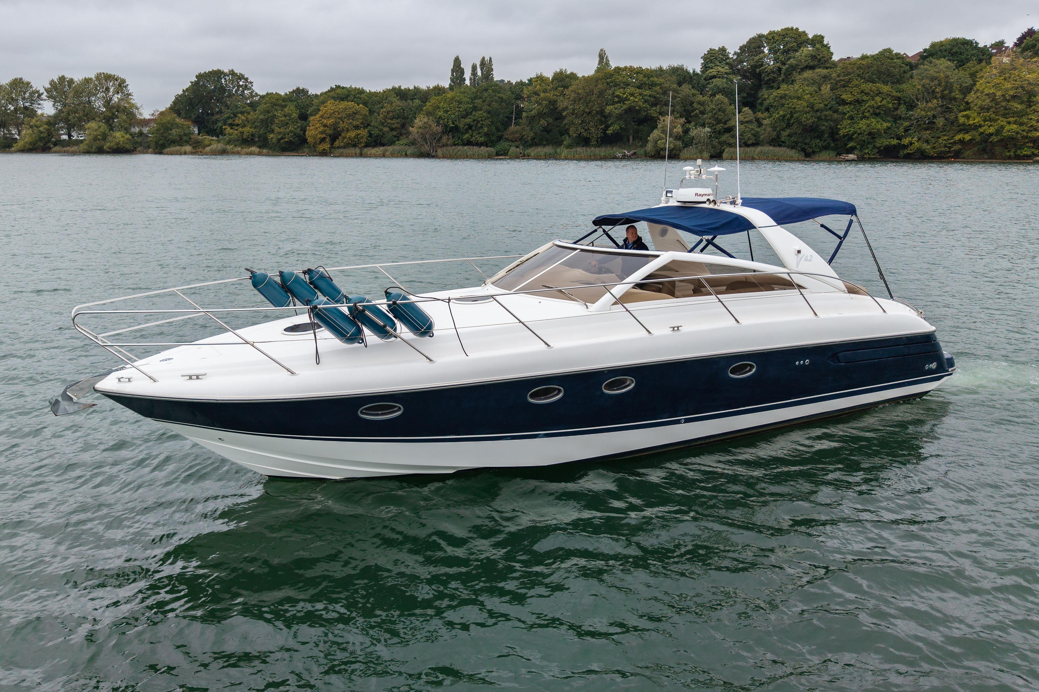 2000 Princess V42