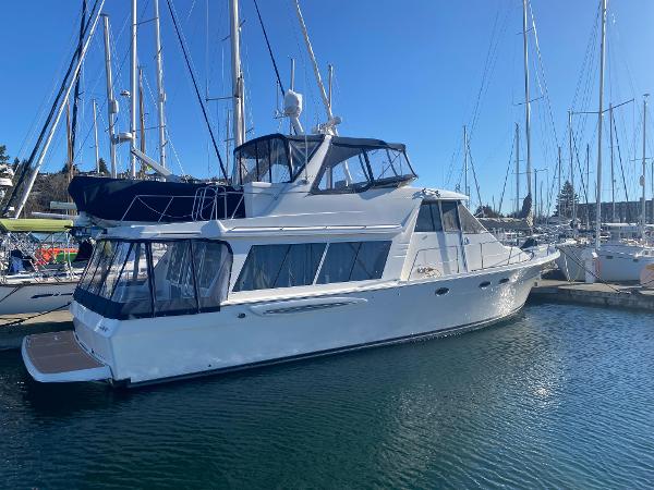 2003 Meridian 490 Pilothouse