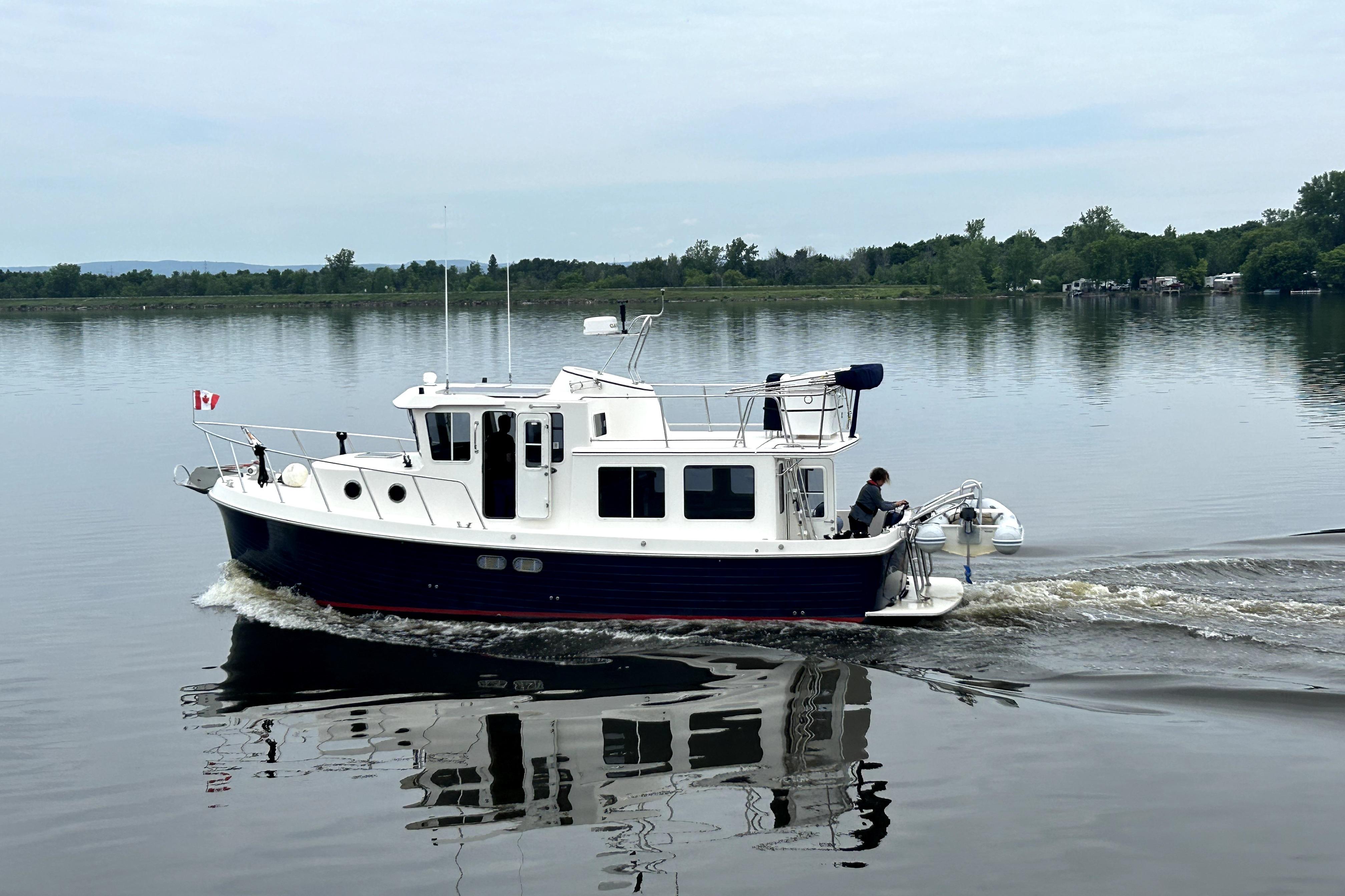 2003 American Tug 34