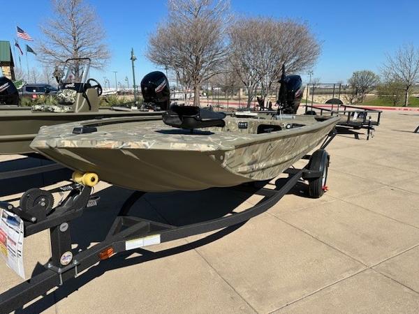Tracker Grizzly 1654 T Sportsman boats for sale 