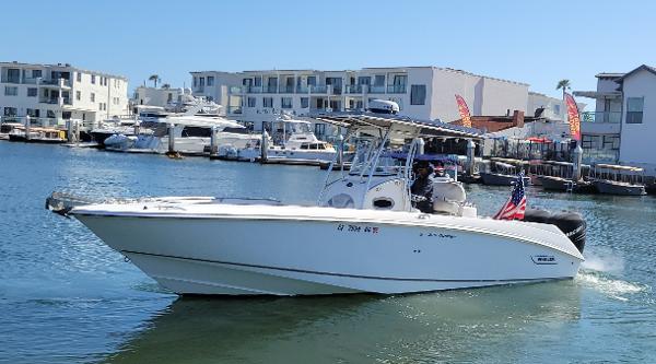 2006 Boston Whaler 270 Outrage