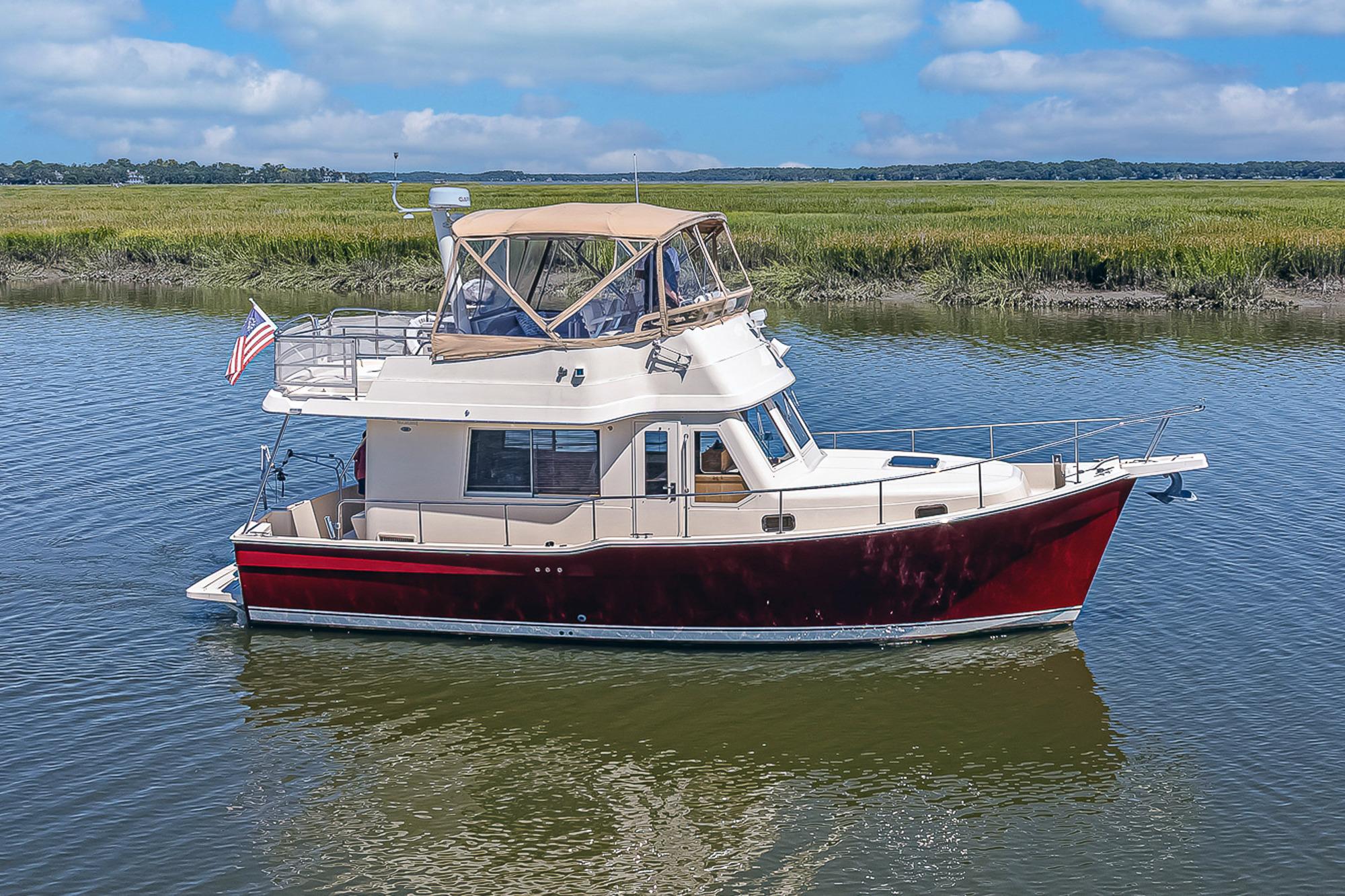 2006 Mainship 34 Trawler