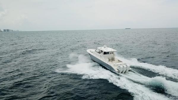 2022 Pursuit OS 355 Offshore