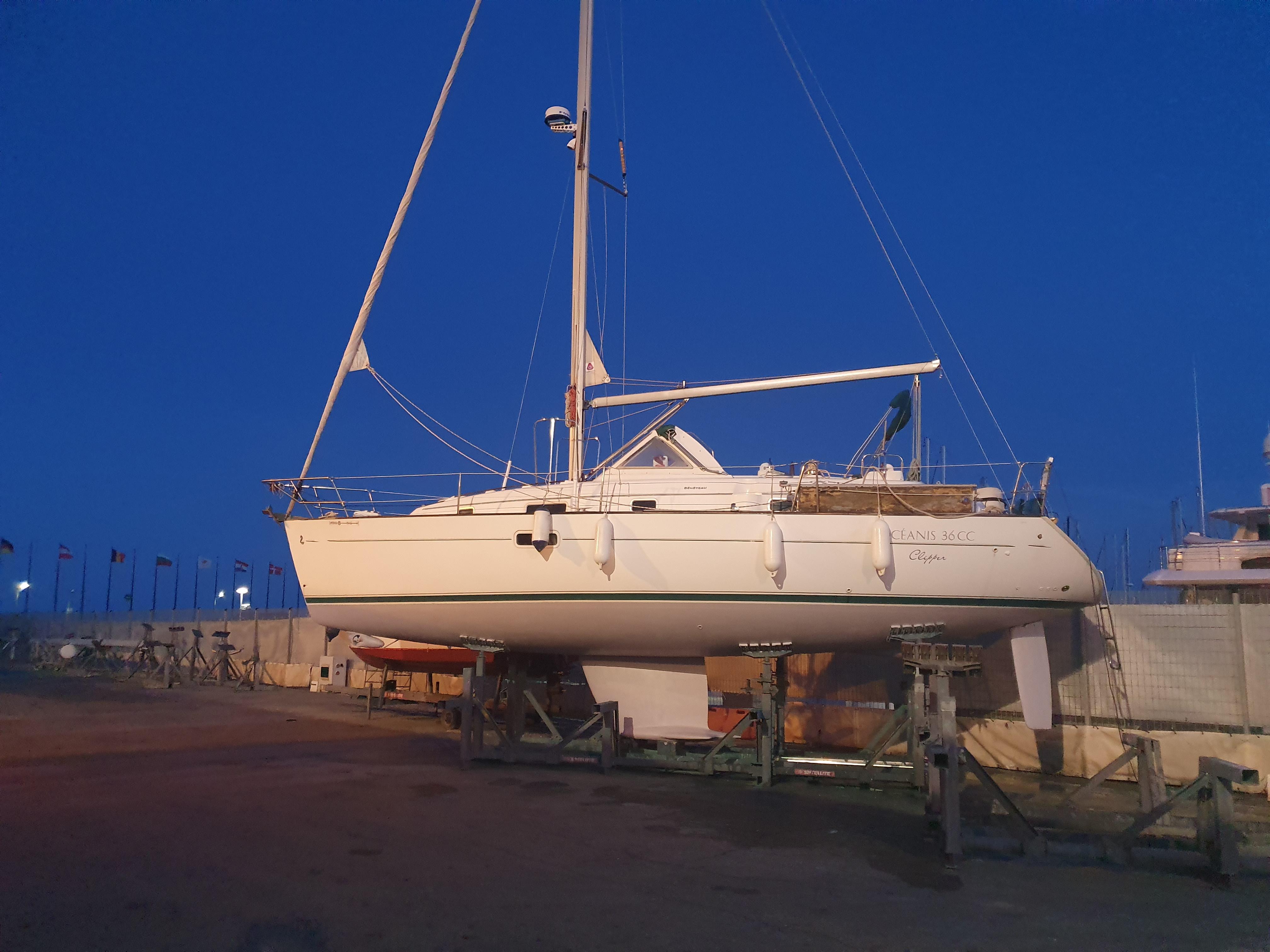 2001 Beneteau Oceanis 36 CC