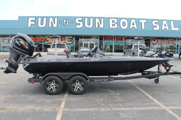 2025 Skeeter ZXR19