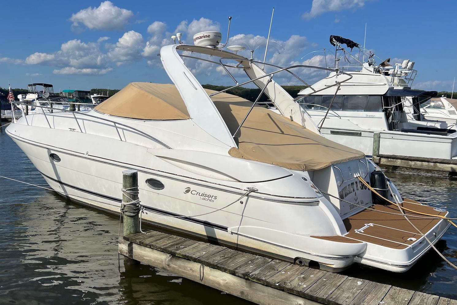 2003 Cruisers Yachts 3470 Express