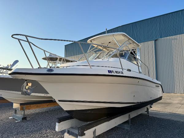 2008 Century 2400 Walkaround