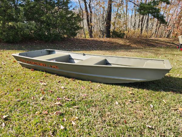 2026 Tracker Grizzly 1236 Utility