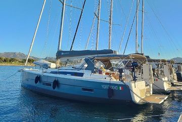 2020 Dufour 430