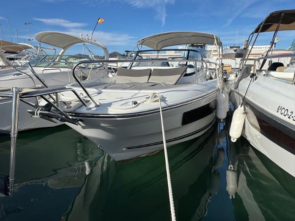 2024 Jeanneau CAP CAMARAT 7.5 WA SERIE 3