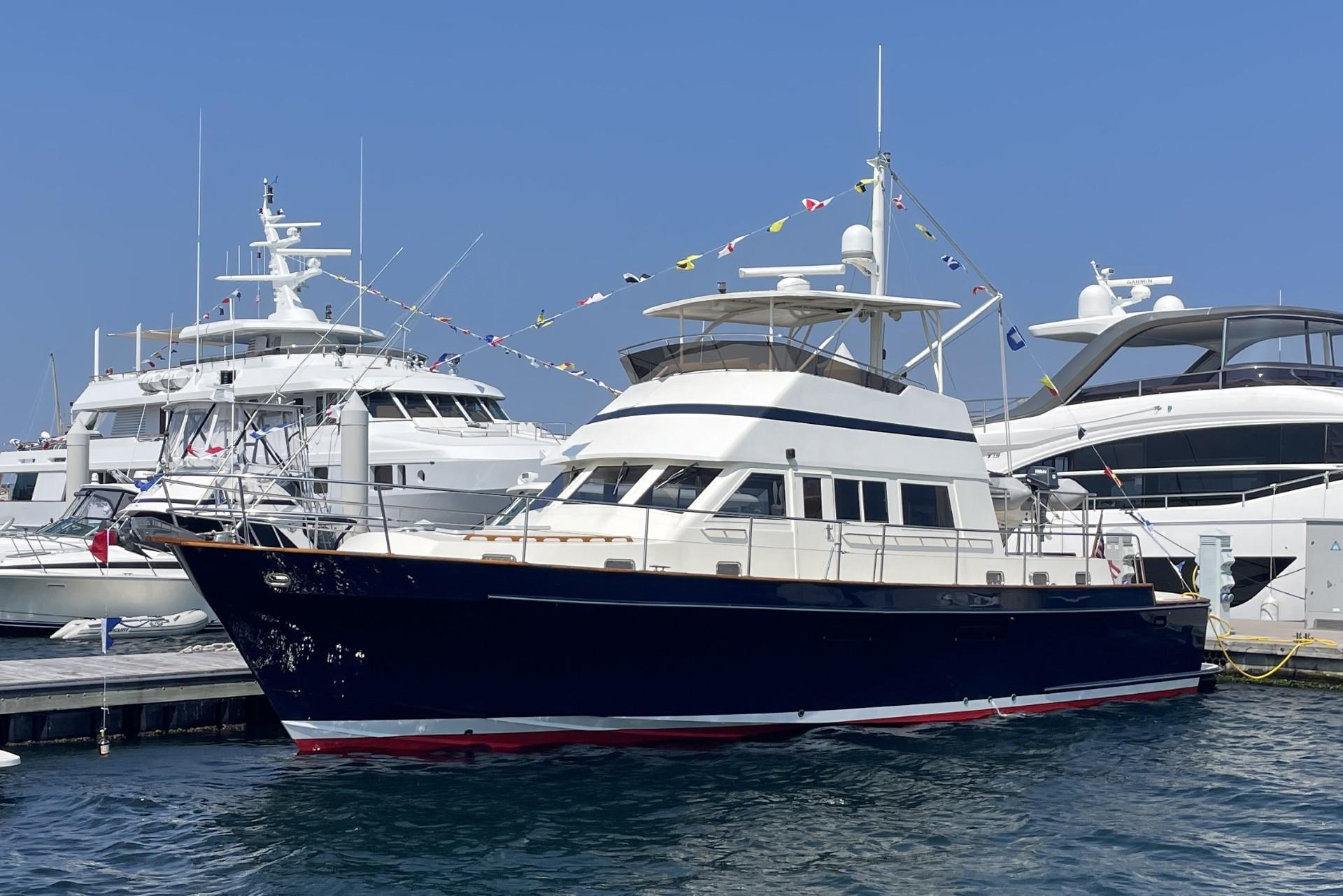 Custom C. Raymond Hunt Design Yacht