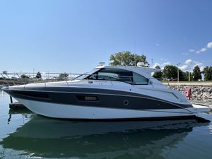 Cruisers Yachts 41 Cantius Image 1