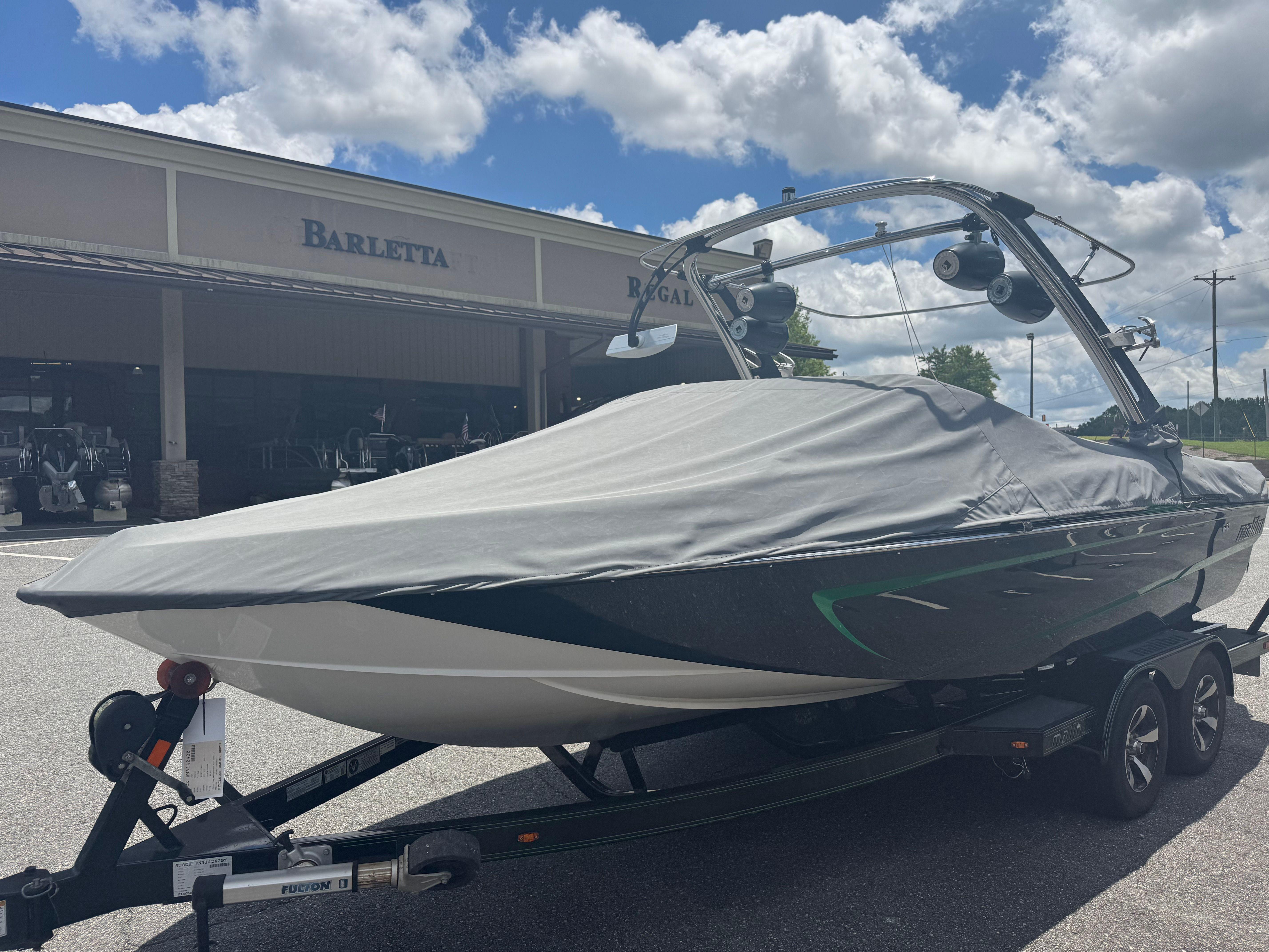 Malibu Wakesetter 21 VLX 2013 MALIBU 21 VLX - Image 1