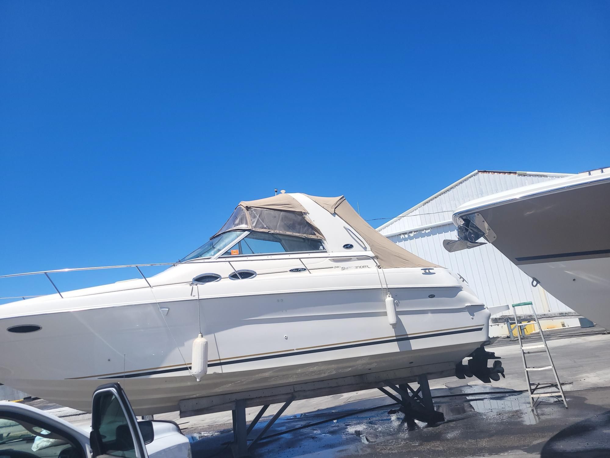 2001 Sea Ray 310 Sundancer