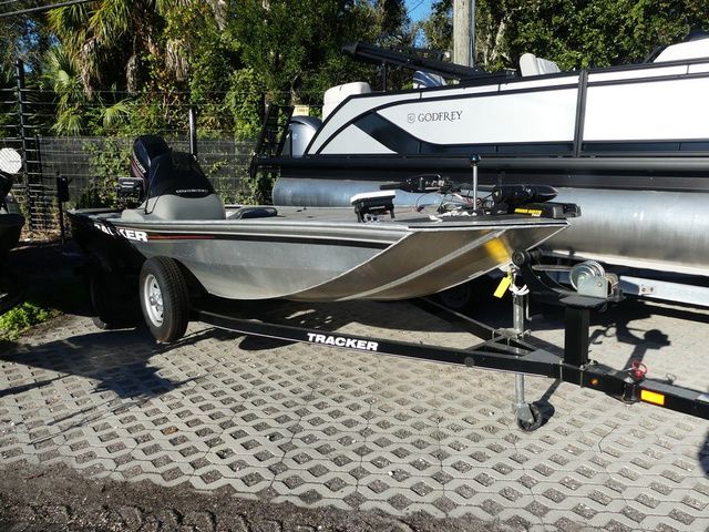 2016 Tracker Pro 170