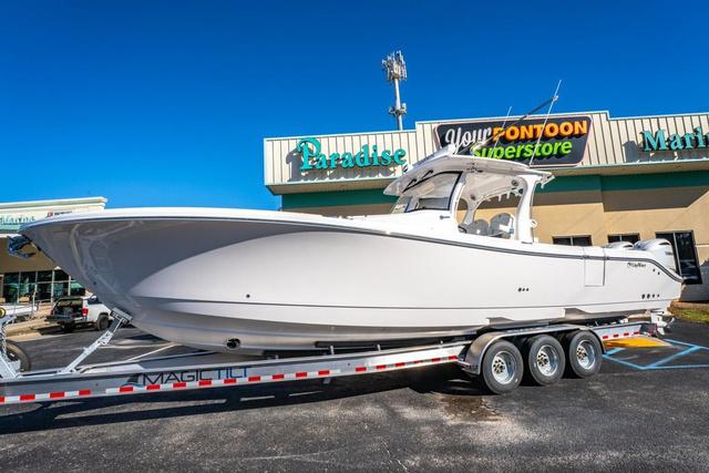 2025 Edgewater 370CC