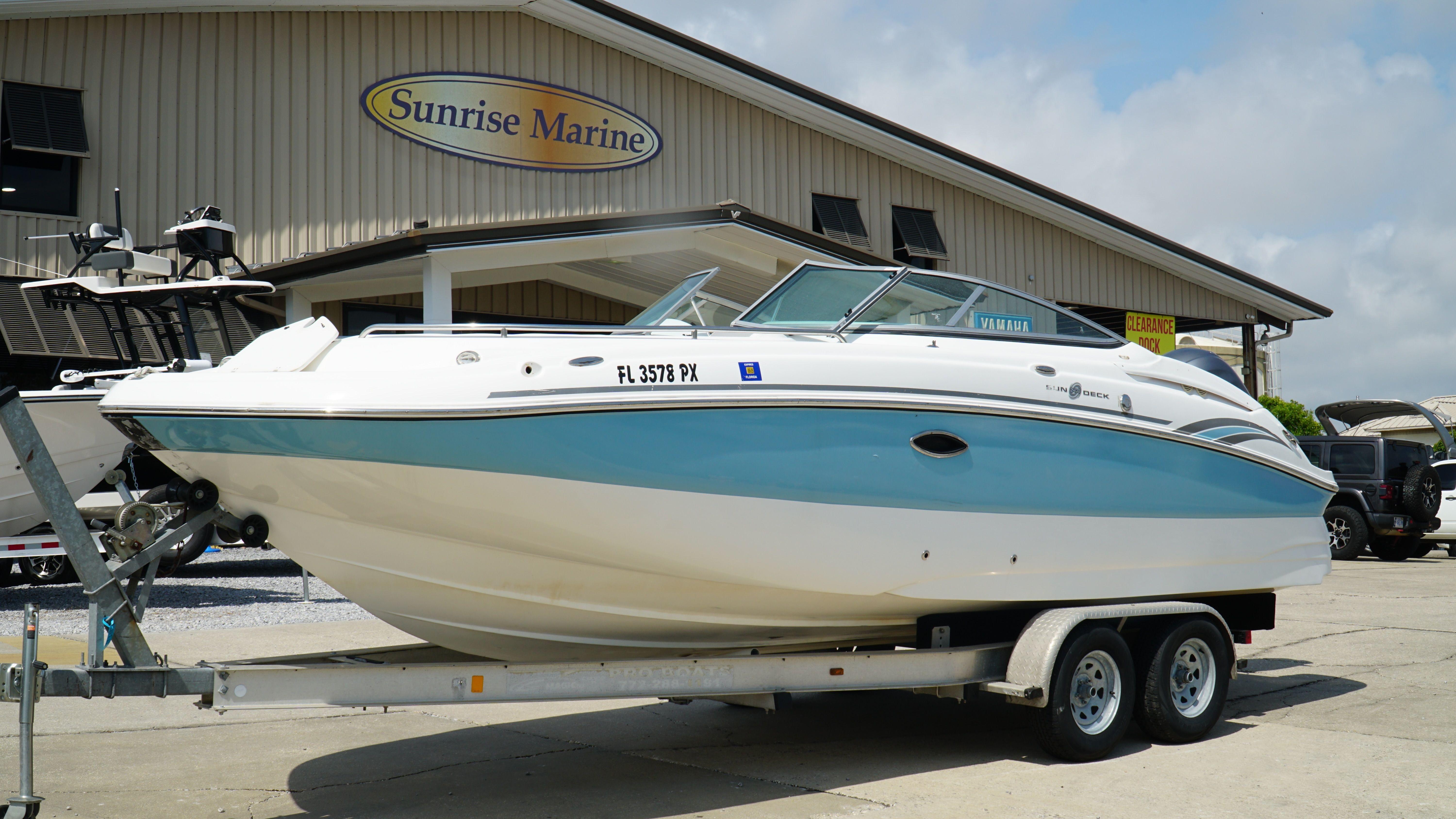 Hurricane SunDeck 2400 OB 2015 HURRICANE 2400 SD OB - Image 1