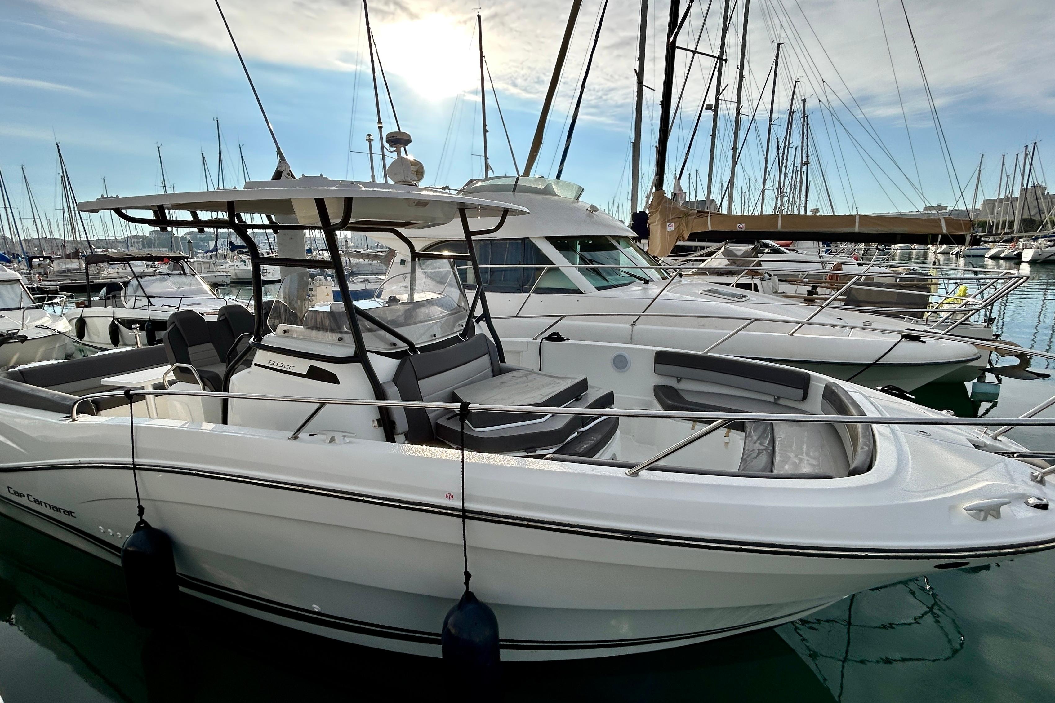 2022 Jeanneau Cap Camarat 9.0 CC