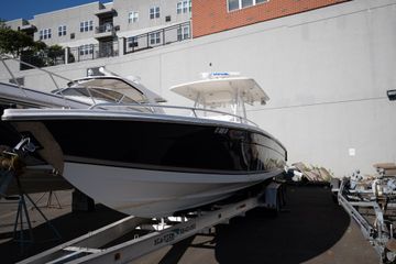 2008 Marlago marlago 35 cuddy cabin