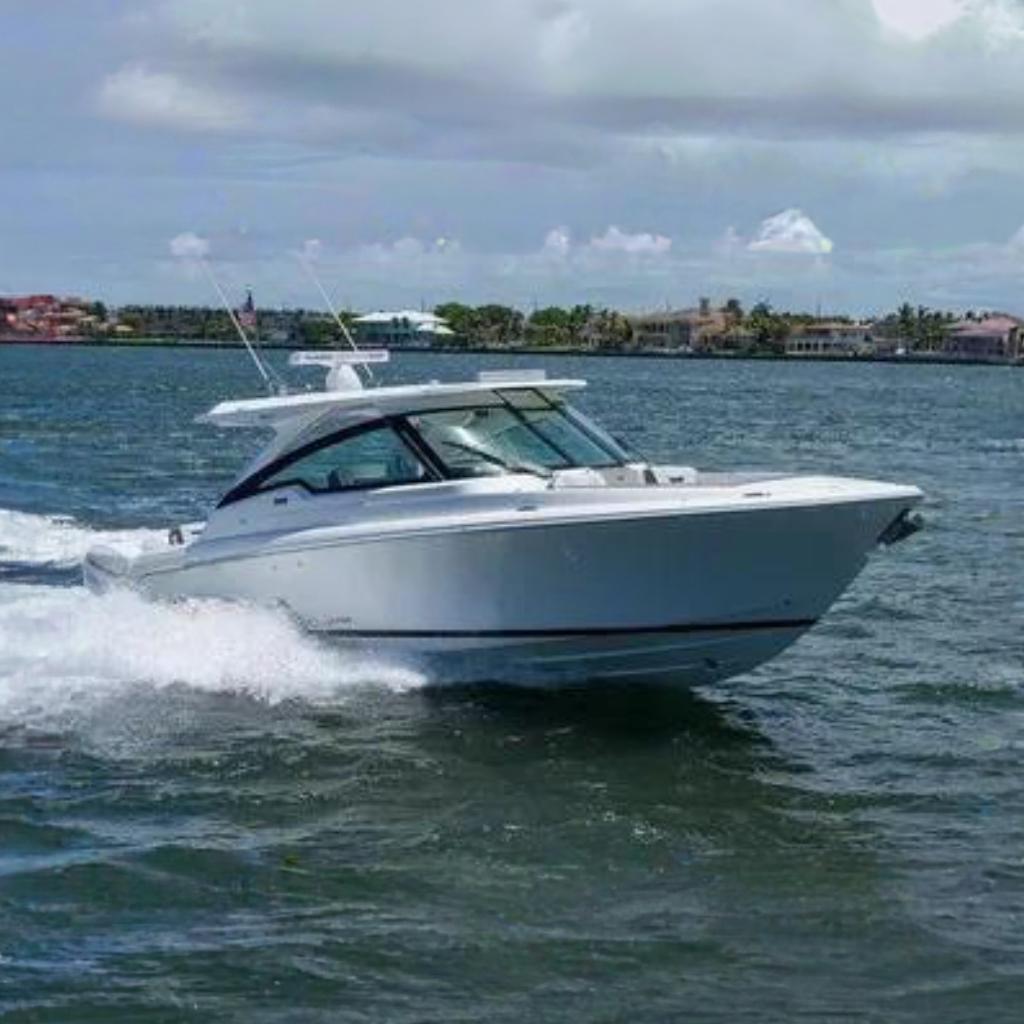 2021 Tiara Yachts 34 LX