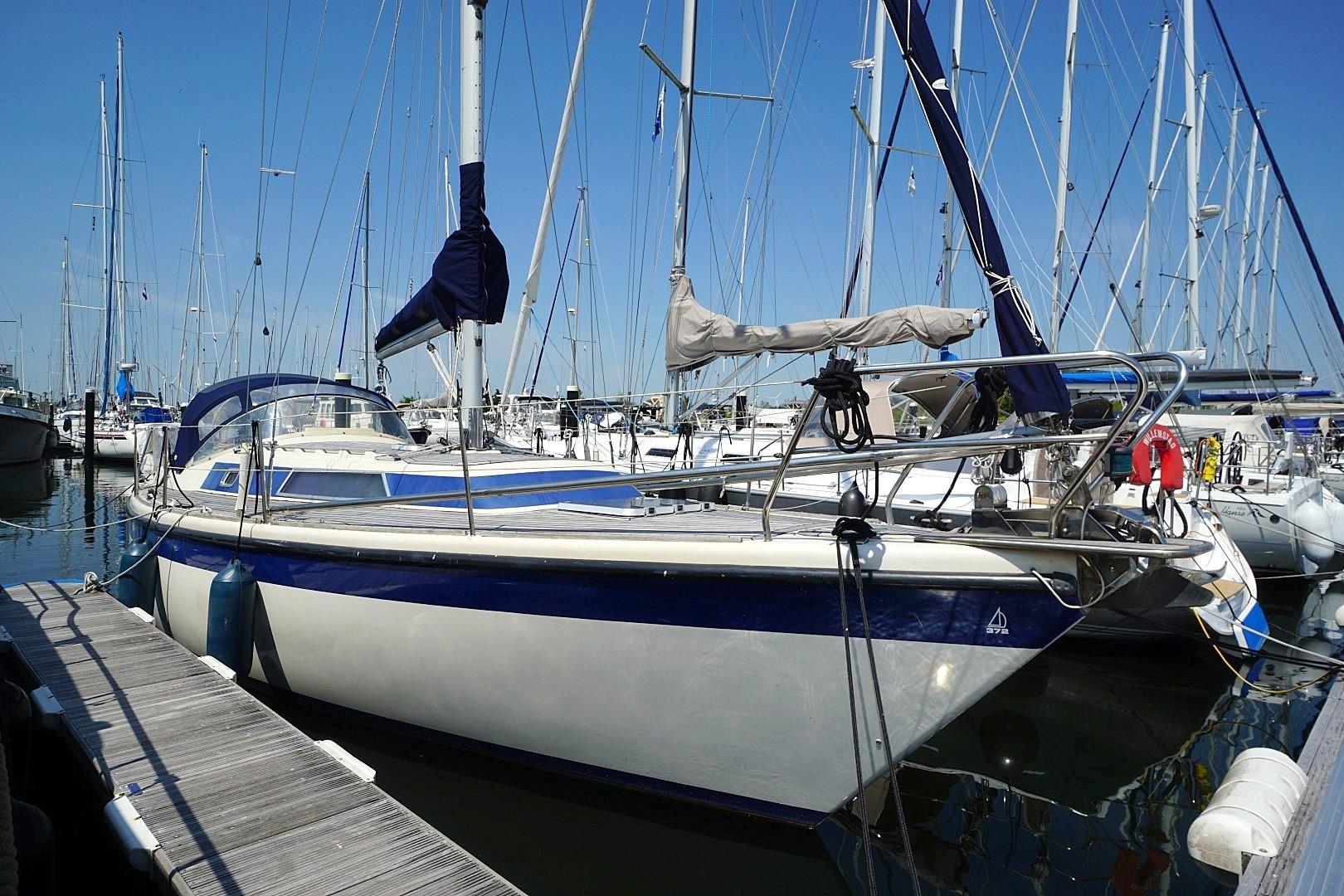 1986 Dehler 372