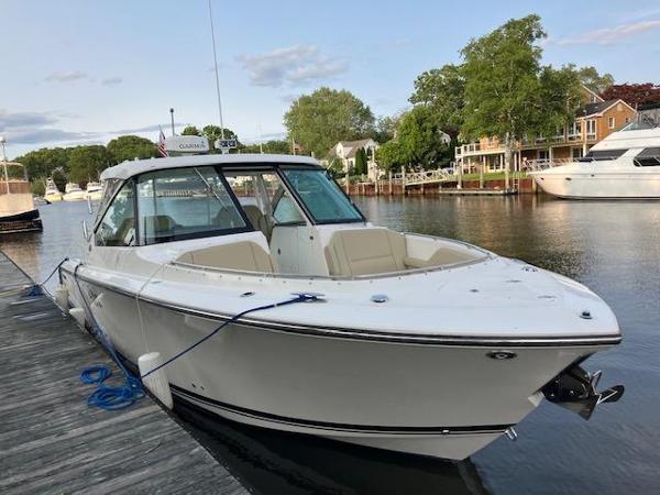 Pursuit DC 325 Dual Console